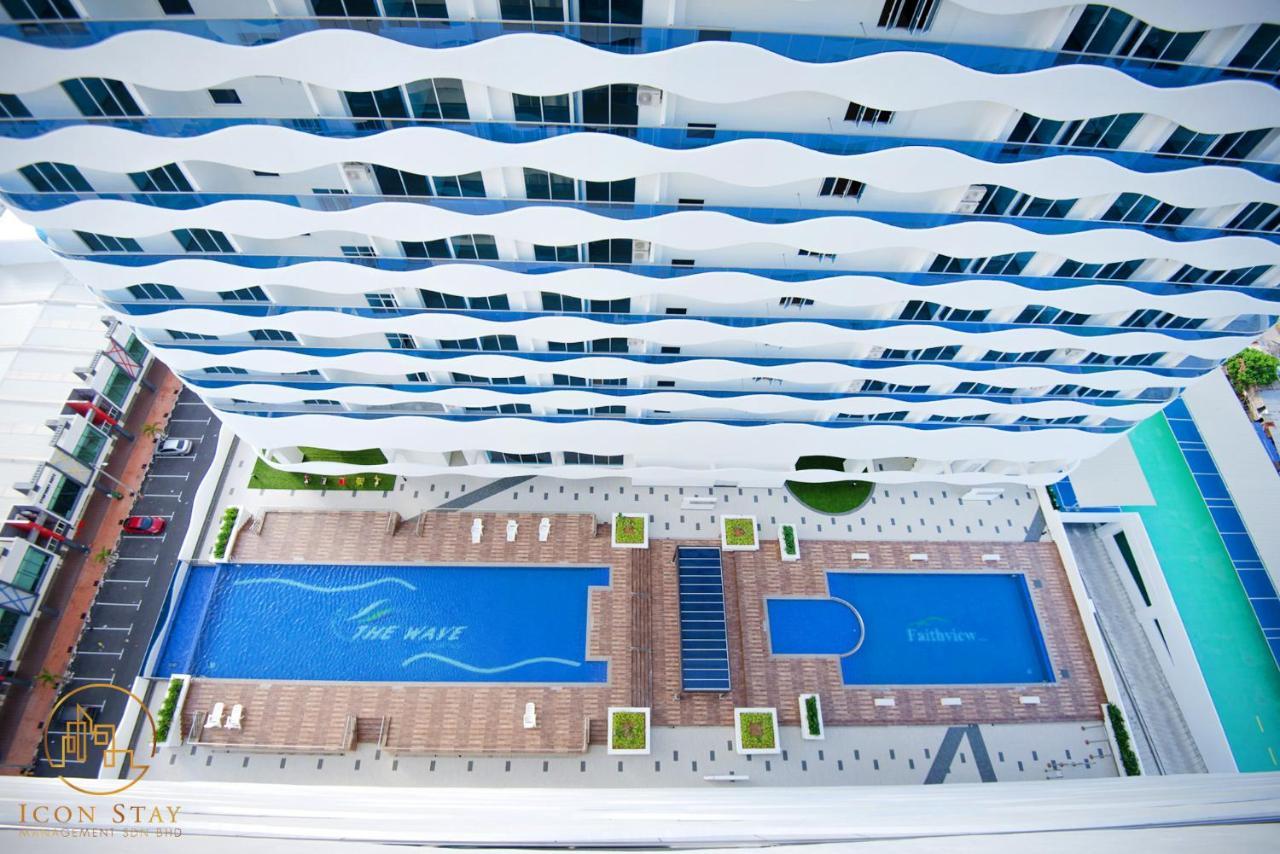 The Wave Residence Melaka Exterior photo